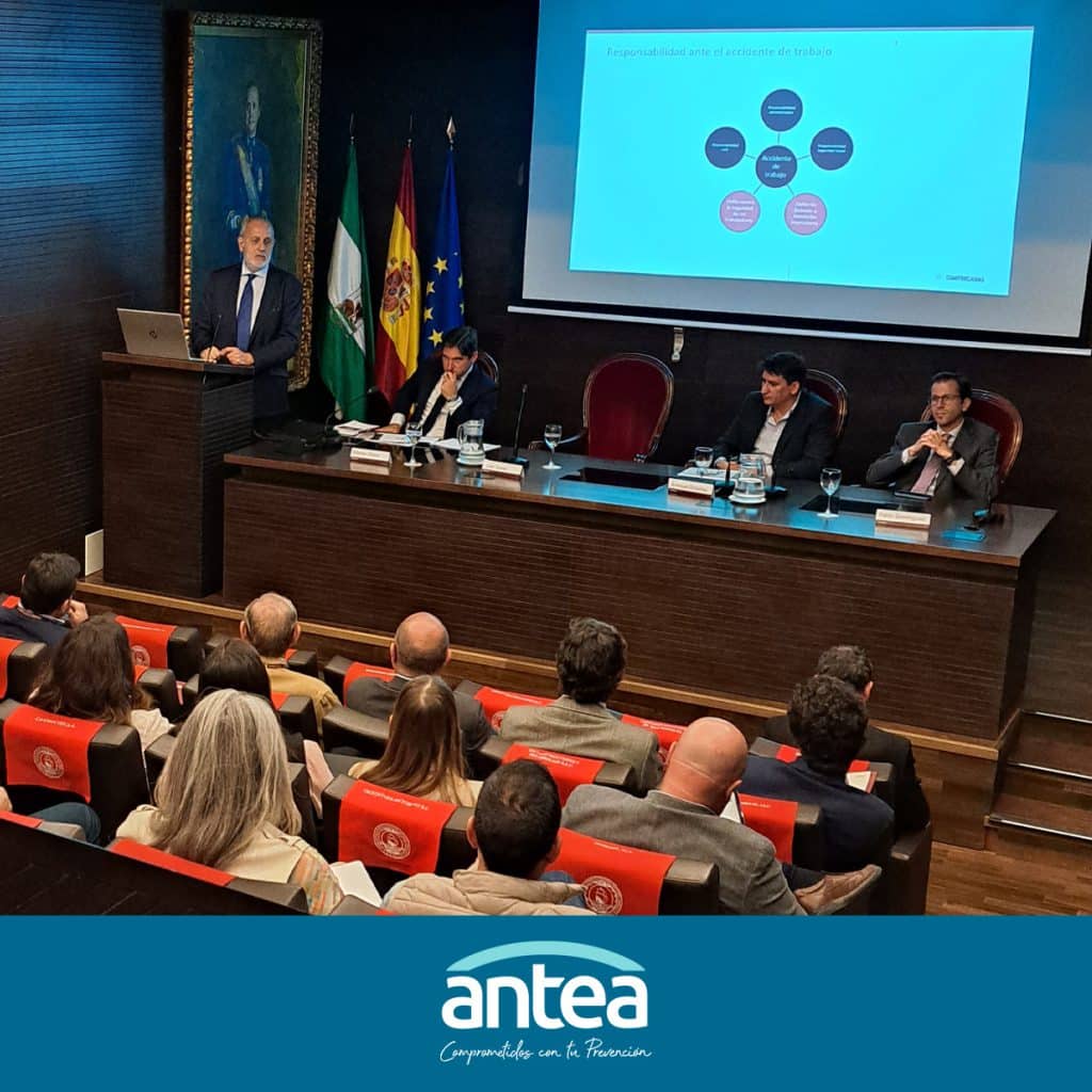 Foto de técnico de PRL de Antea